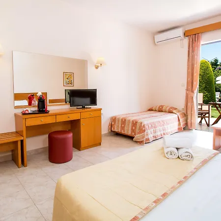 Stavros Melathron 4*