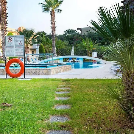 Hotel Stavros Melathron 4*