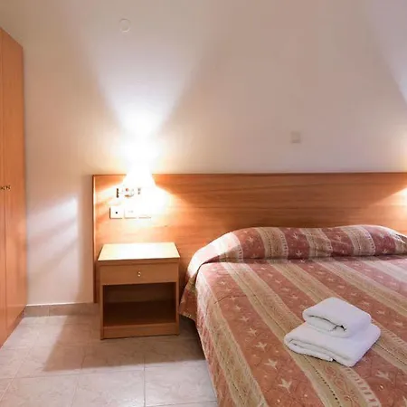Hotel Stavros Melathron 2*