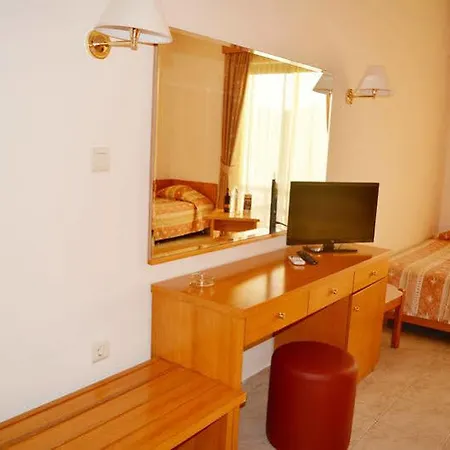 Stavros Melathron Hotel 2*