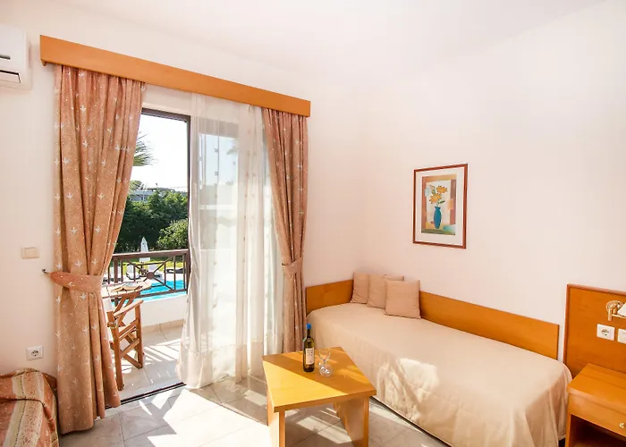 Stavros Melathron Отель