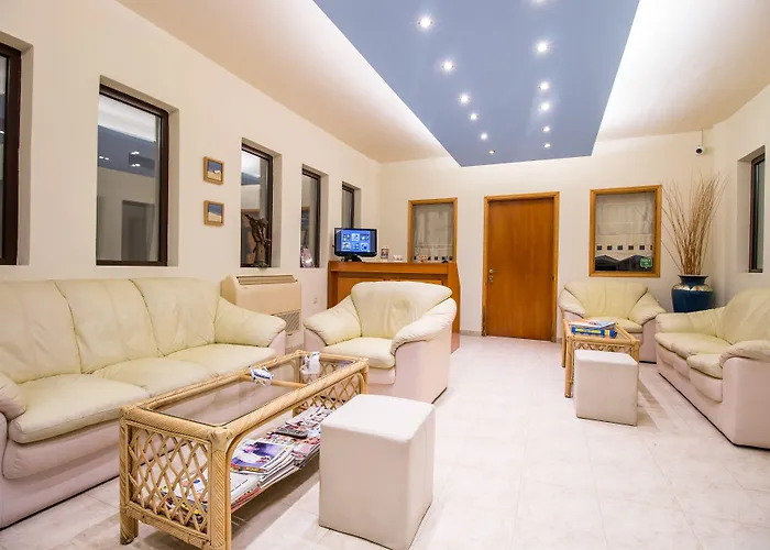 Stavros Melathron Отель